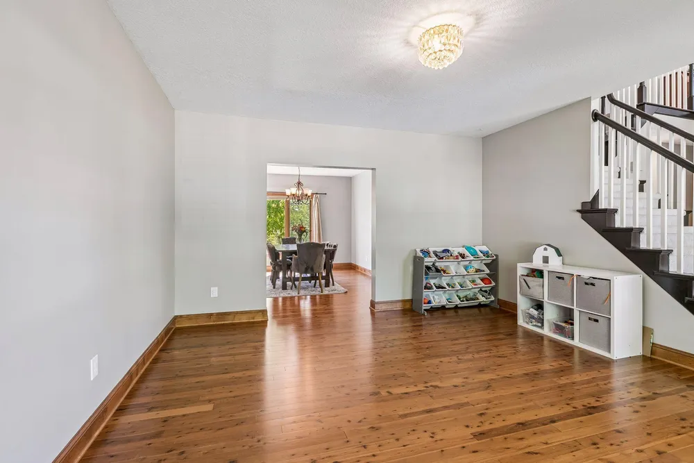 3790 Yellowstone Ln N, Plymouth, MN 55446