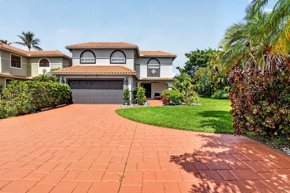 9048 Villa Portofino Circle, Boca Raton, FL 33496