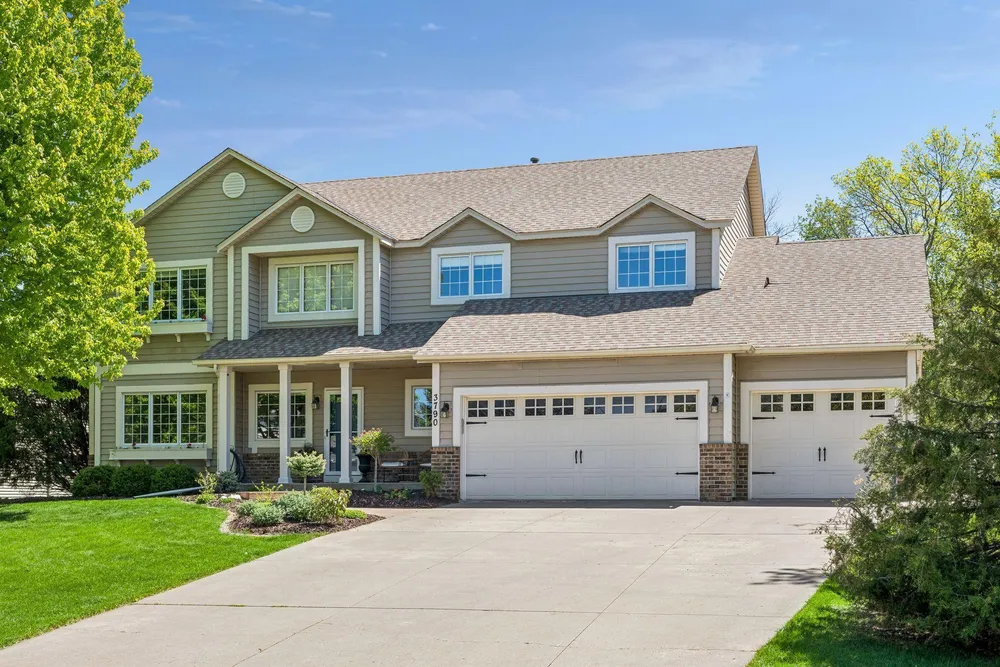 3790 Yellowstone Ln N, Plymouth, MN 55446