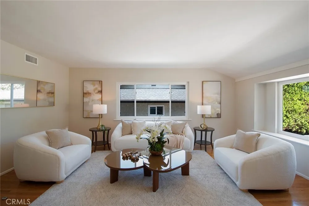 348 E Hillcrest Blvd, Monrovia, CA 91016