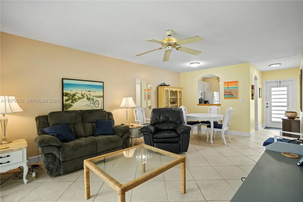 4411 NW 16th St, Lauderhill, FL 33313