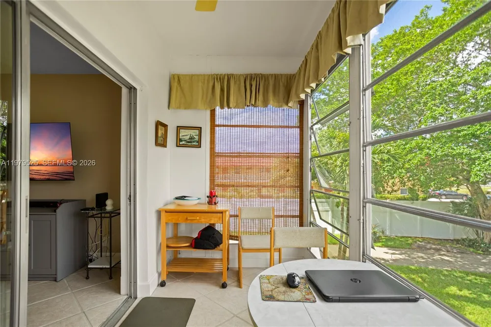 4411 NW 16th St, Lauderhill, FL 33313