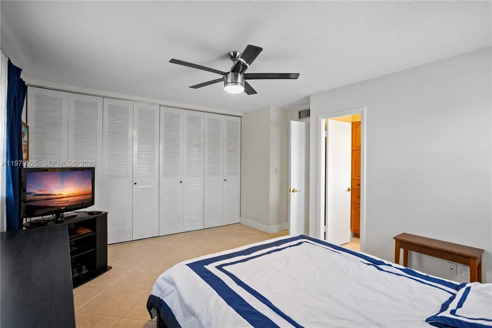 4411 NW 16th St, Lauderhill, FL 33313