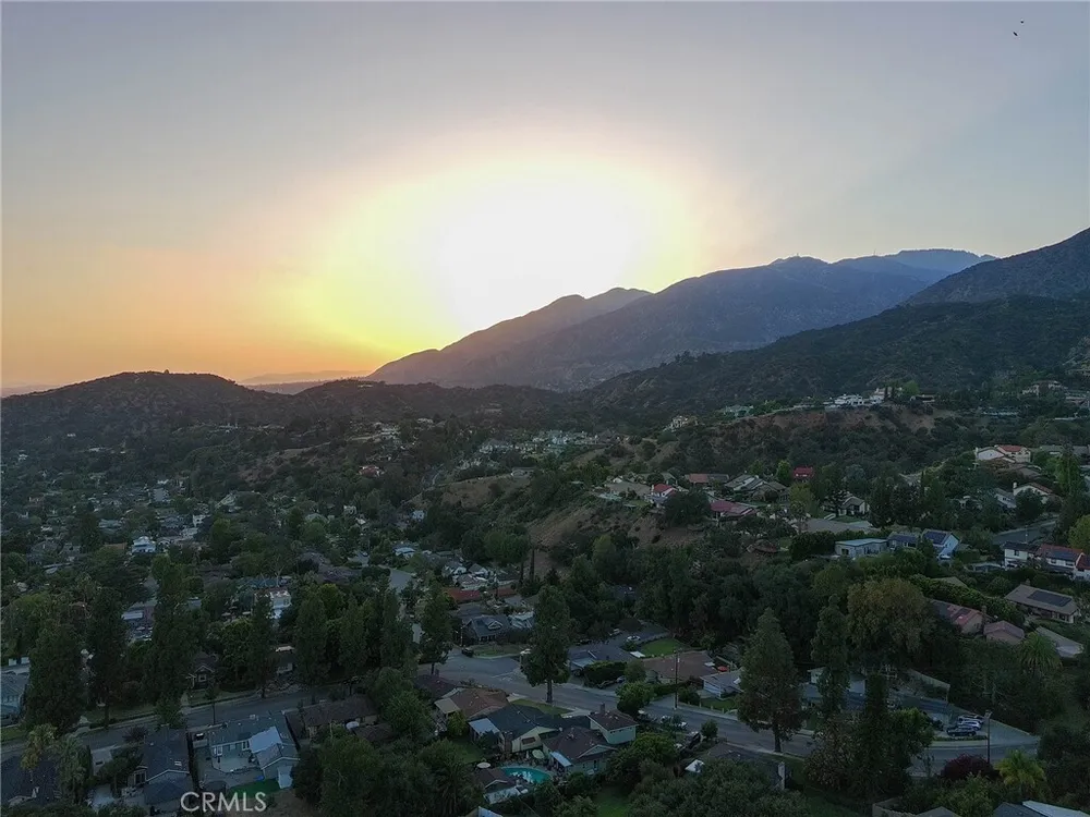 348 E Hillcrest Blvd, Monrovia, CA 91016