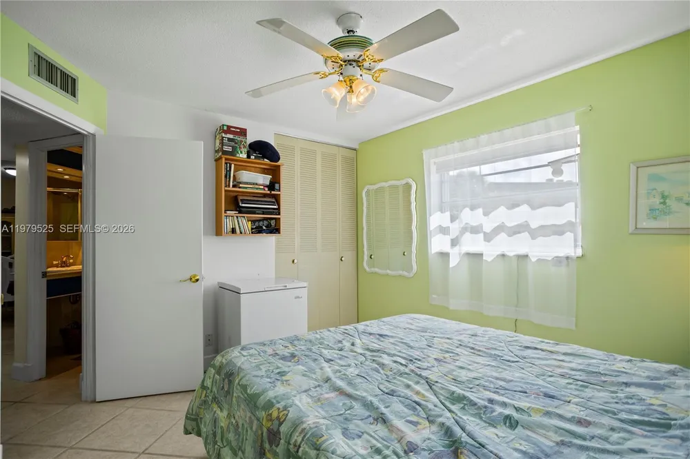 4411 NW 16th St, Lauderhill, FL 33313