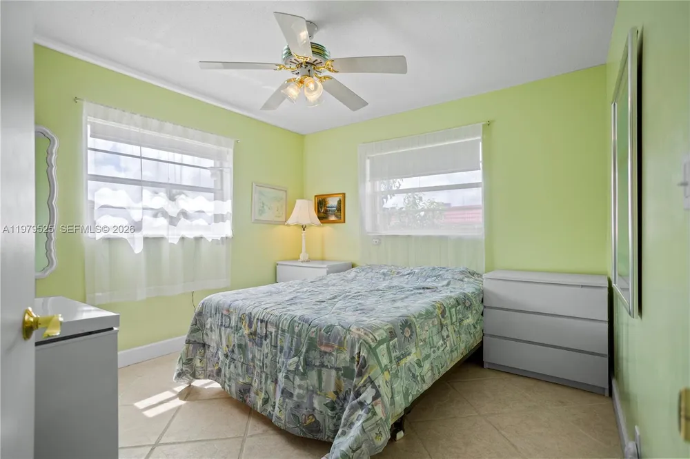 4411 NW 16th St, Lauderhill, FL 33313