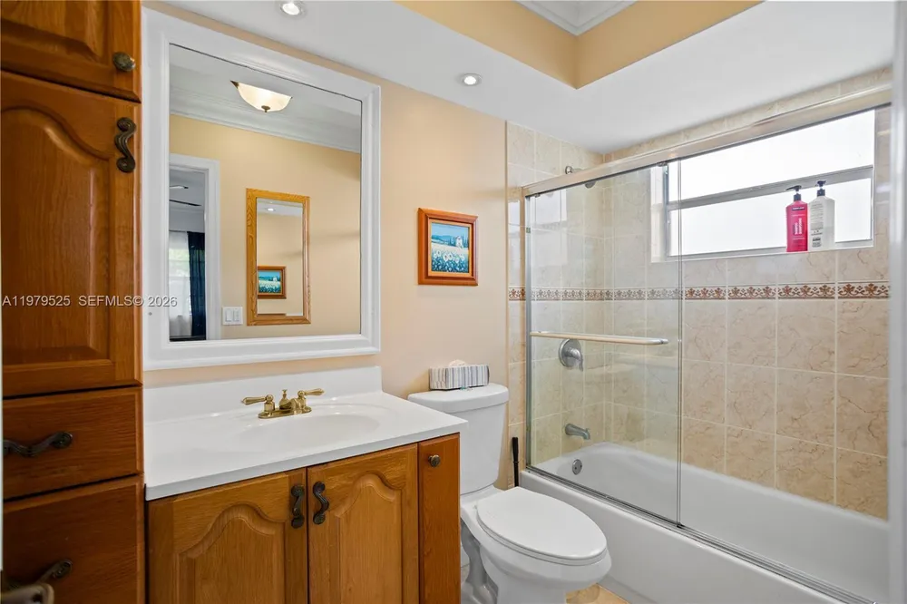 4411 NW 16th St, Lauderhill, FL 33313