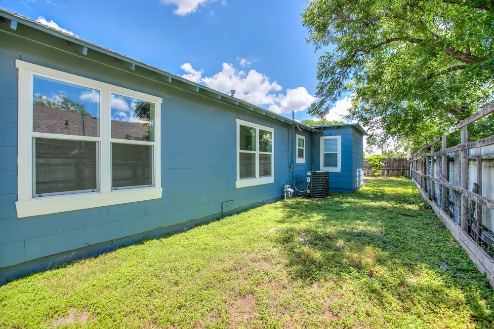 224 N Browning St, San Angelo, TX 76903