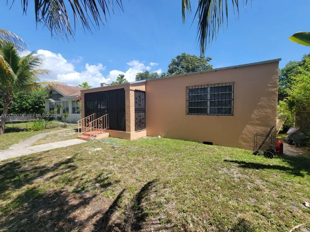 75 NE 49th St, Miami, FL 33137