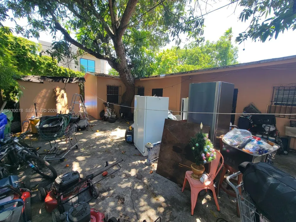 75 NE 49th St, Miami, FL 33137