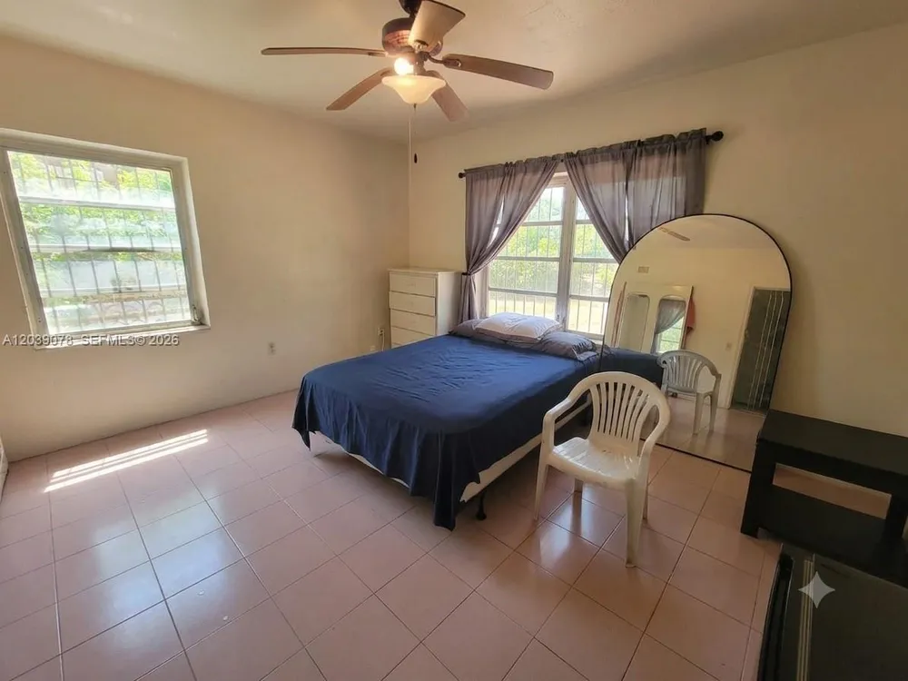 75 NE 49th St, Miami, FL 33137