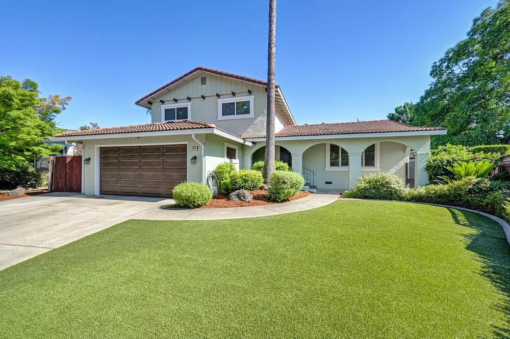 8340 Marina Greens Way, Sacramento, CA 95826