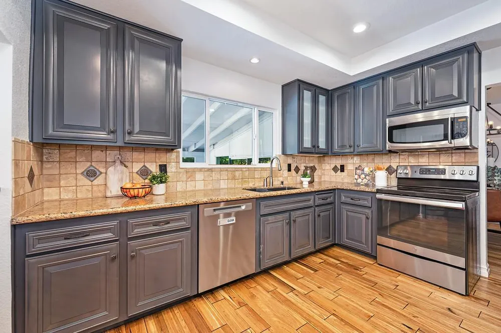 8340 Marina Greens Way, Sacramento, CA 95826