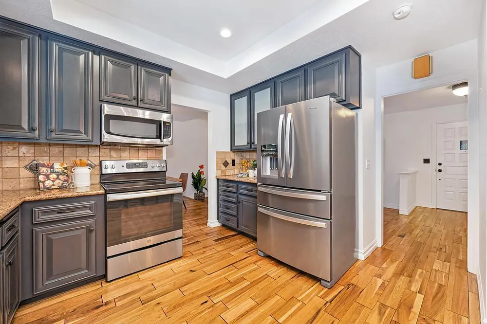 8340 Marina Greens Way, Sacramento, CA 95826