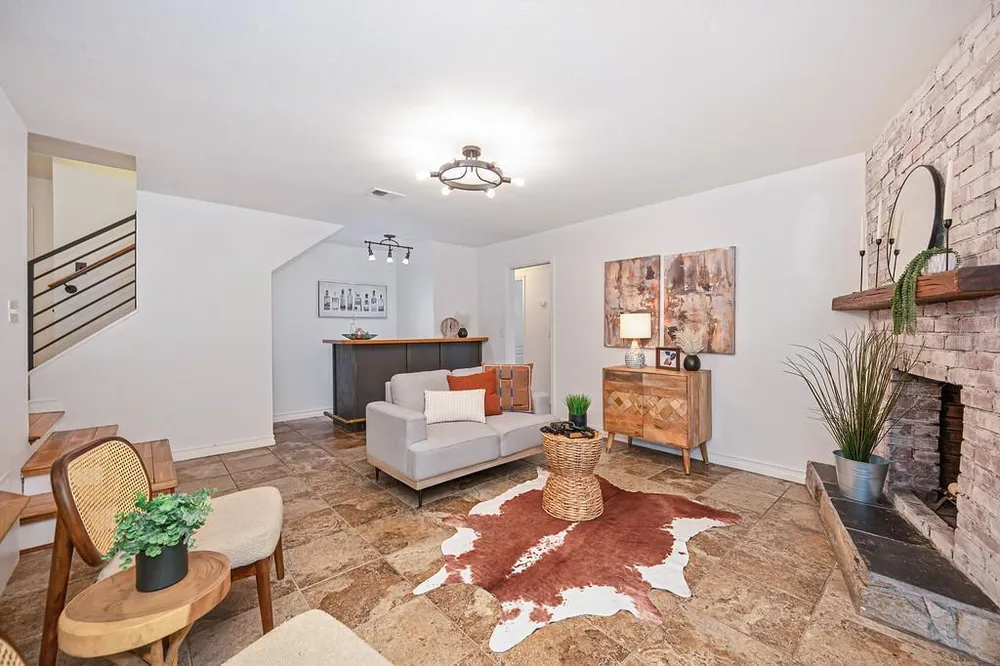 8340 Marina Greens Way, Sacramento, CA 95826