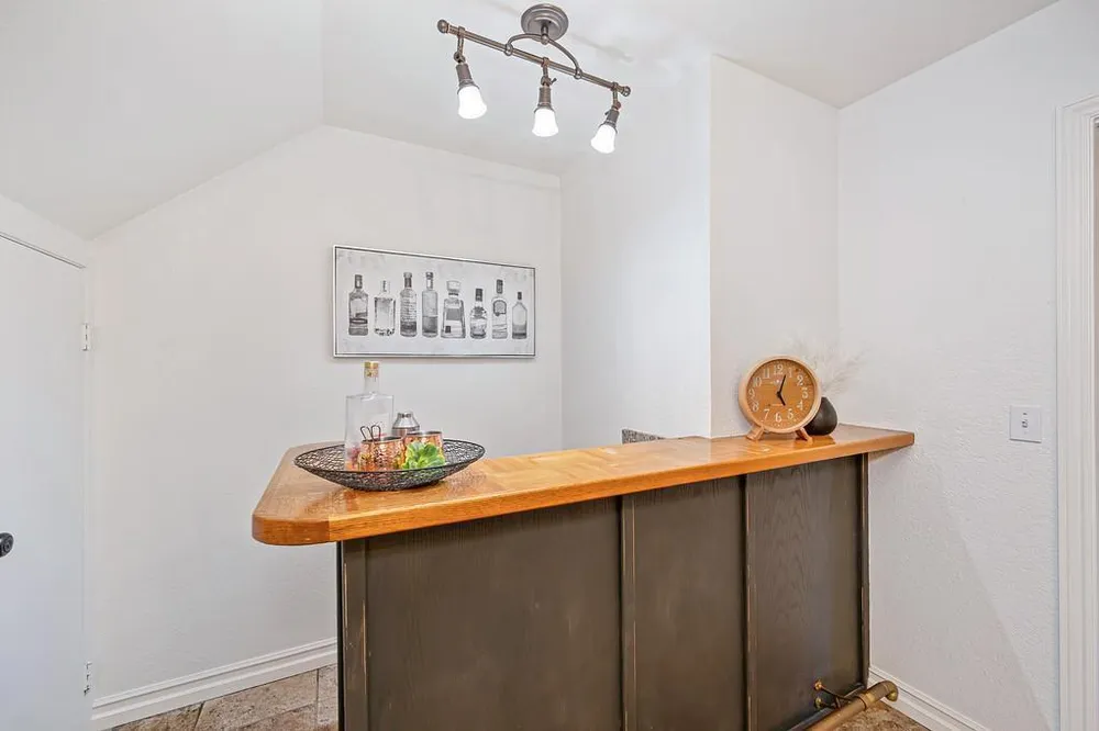 8340 Marina Greens Way, Sacramento, CA 95826