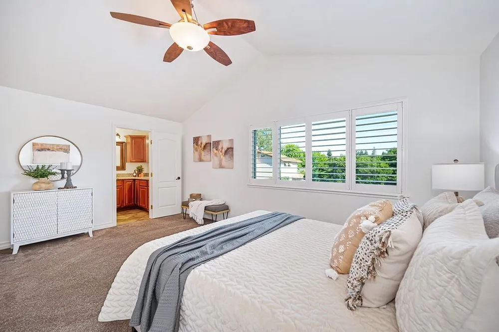 8340 Marina Greens Way, Sacramento, CA 95826