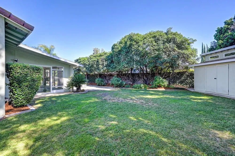 8340 Marina Greens Way, Sacramento, CA 95826