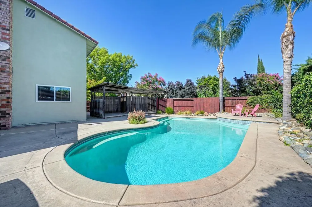 8340 Marina Greens Way, Sacramento, CA 95826