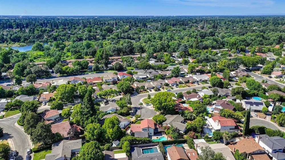 8340 Marina Greens Way, Sacramento, CA 95826