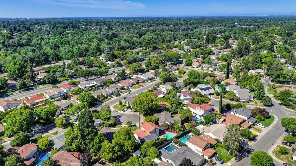8340 Marina Greens Way, Sacramento, CA 95826