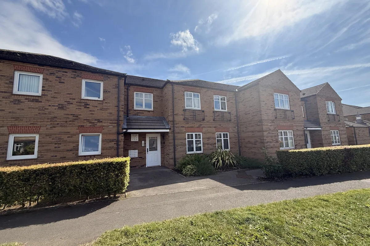 Oak Tree Court, Haxby, YORK