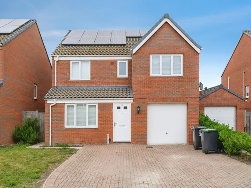 Harrow Drive, Beck Row, Bury St. Edmundsphoto