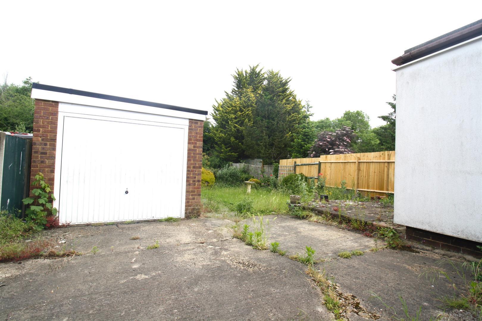 Warners Road, Newton Longville, Milton Keynes Image 16