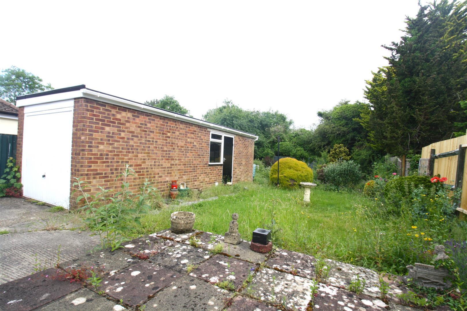 Warners Road, Newton Longville, Milton Keynes Image 17