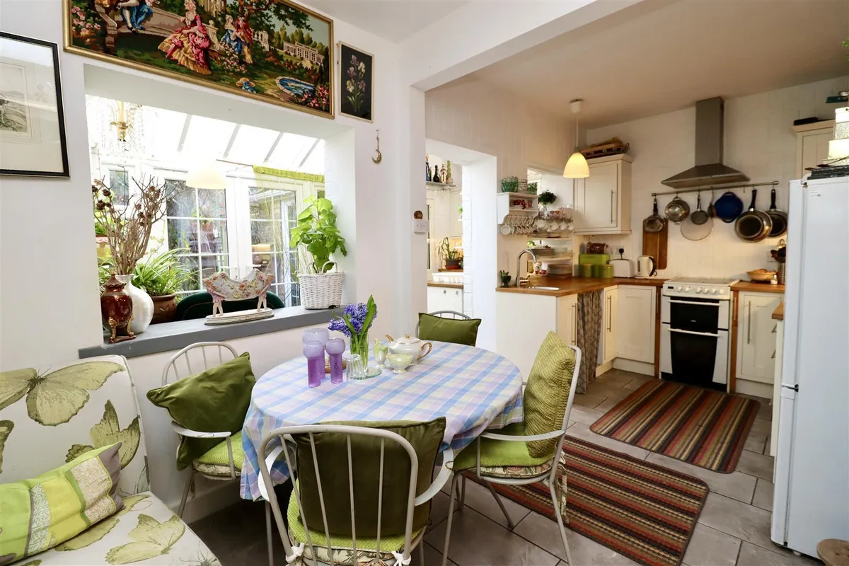 Rooks Cottages, North Cliffe, York