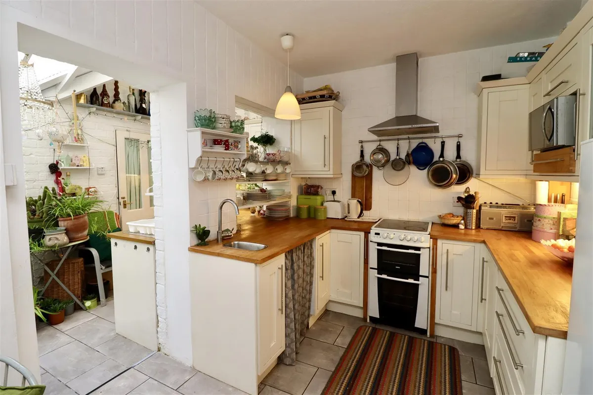 Rooks Cottages, North Cliffe, York