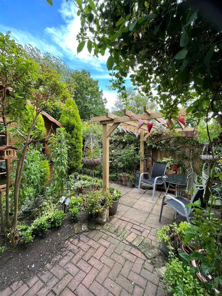 Rooks Cottages, North Cliffe, York