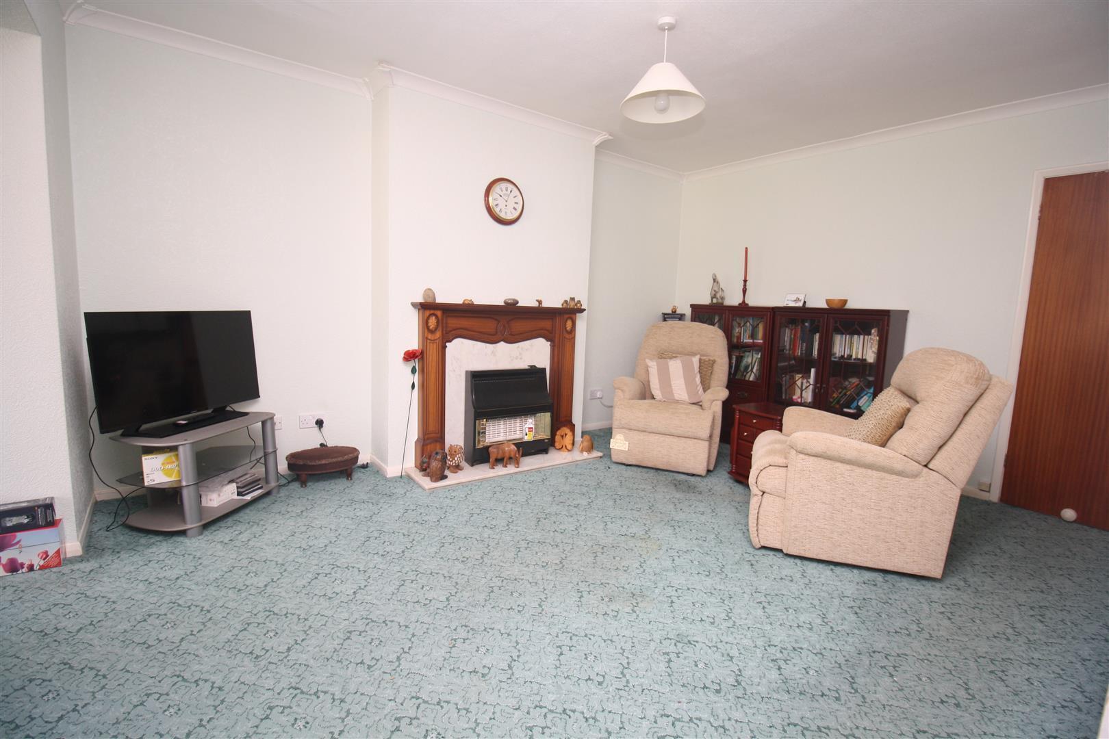 Warners Road, Newton Longville, Milton Keynes Image 6
