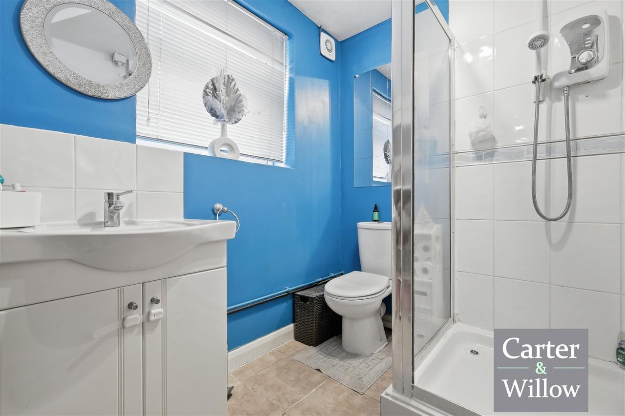 Becontree Avenue, Essex Image 10
