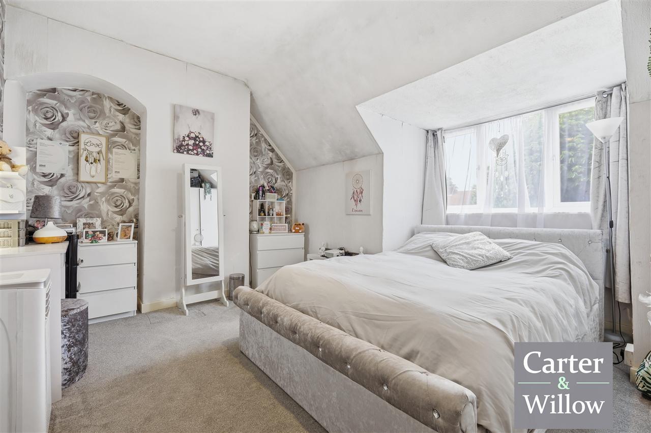 Becontree Avenue, Essex Image 12
