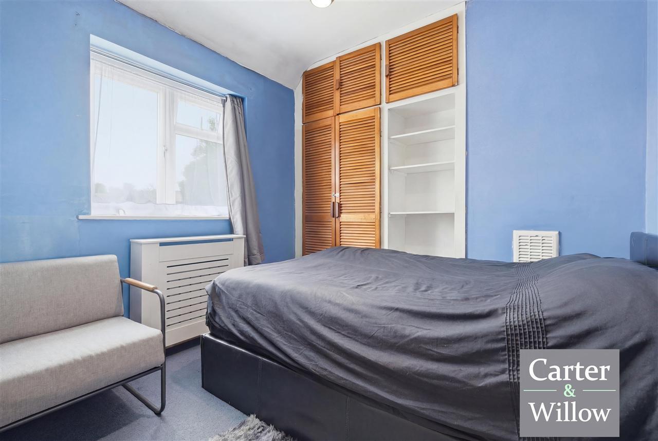 Becontree Avenue, Essex Image 14