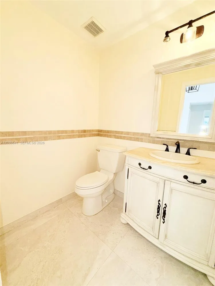 1212 Falls Blvd, Weston, FL 33327