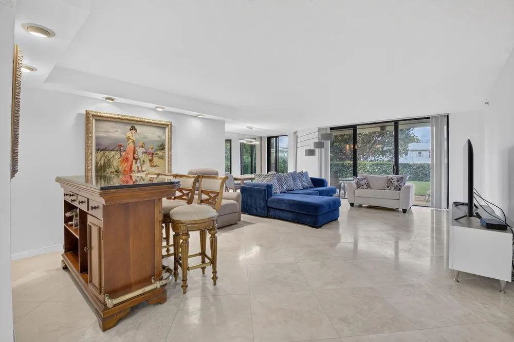 1401 S Ocean Blvd, Boca Raton, FL 33432