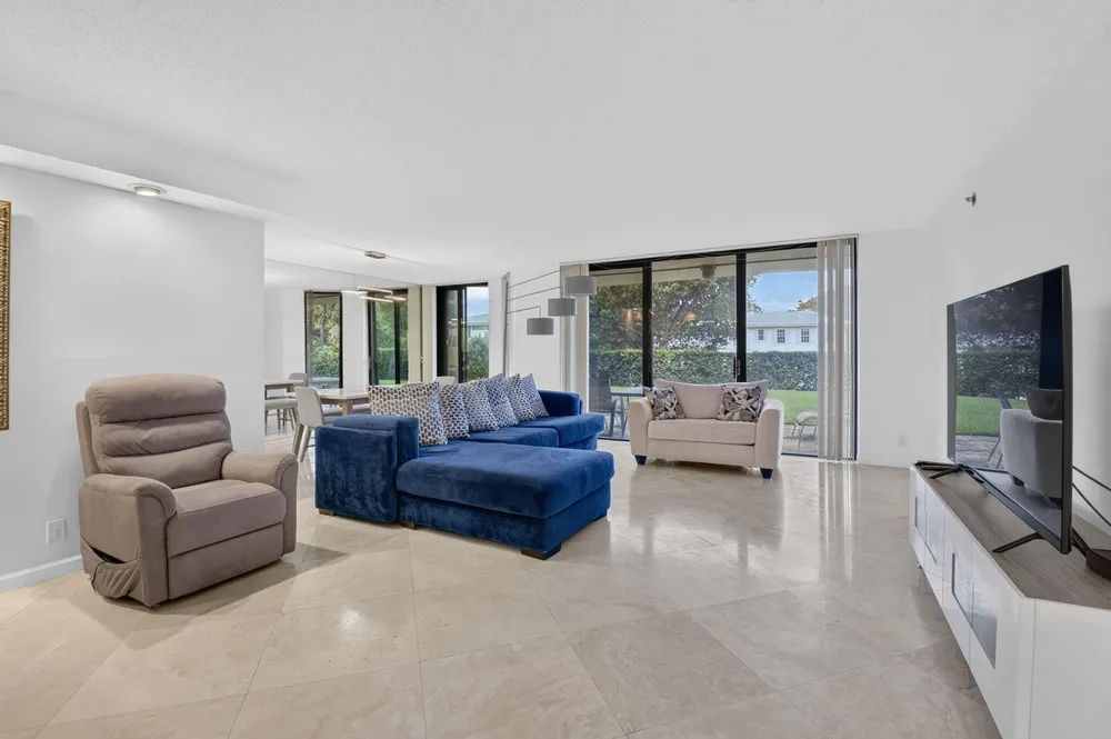 1401 S Ocean Blvd, Boca Raton, FL 33432