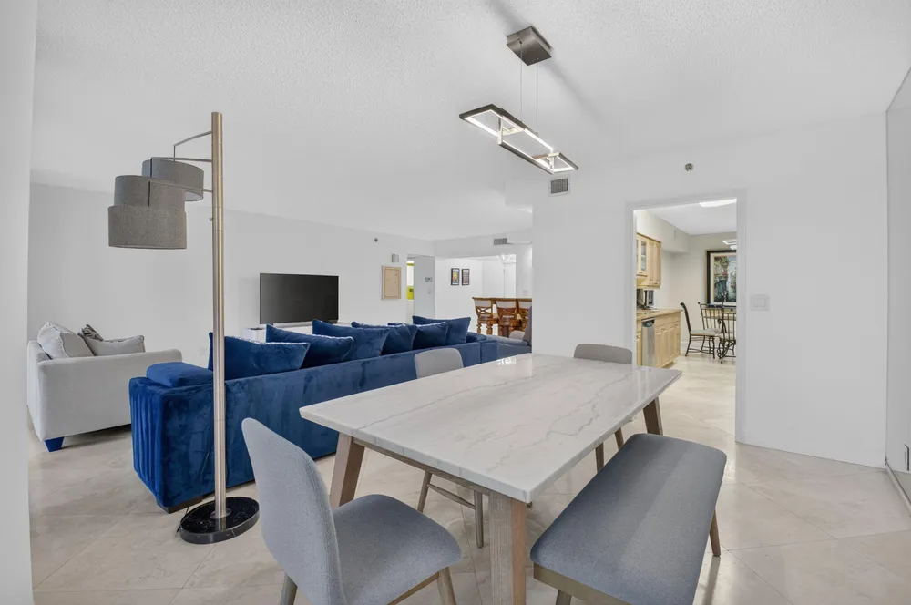 1401 S Ocean Blvd, Boca Raton, FL 33432