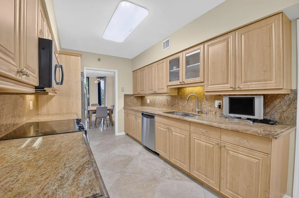 1401 S Ocean Blvd, Boca Raton, FL 33432
