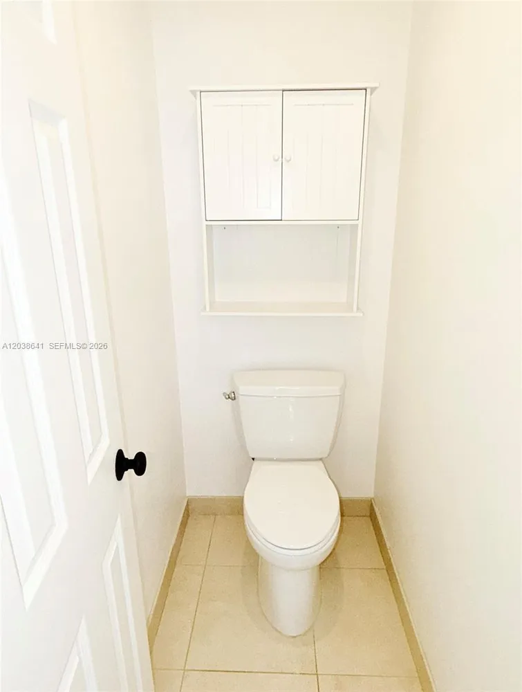 1212 Falls Blvd, Weston, FL 33327