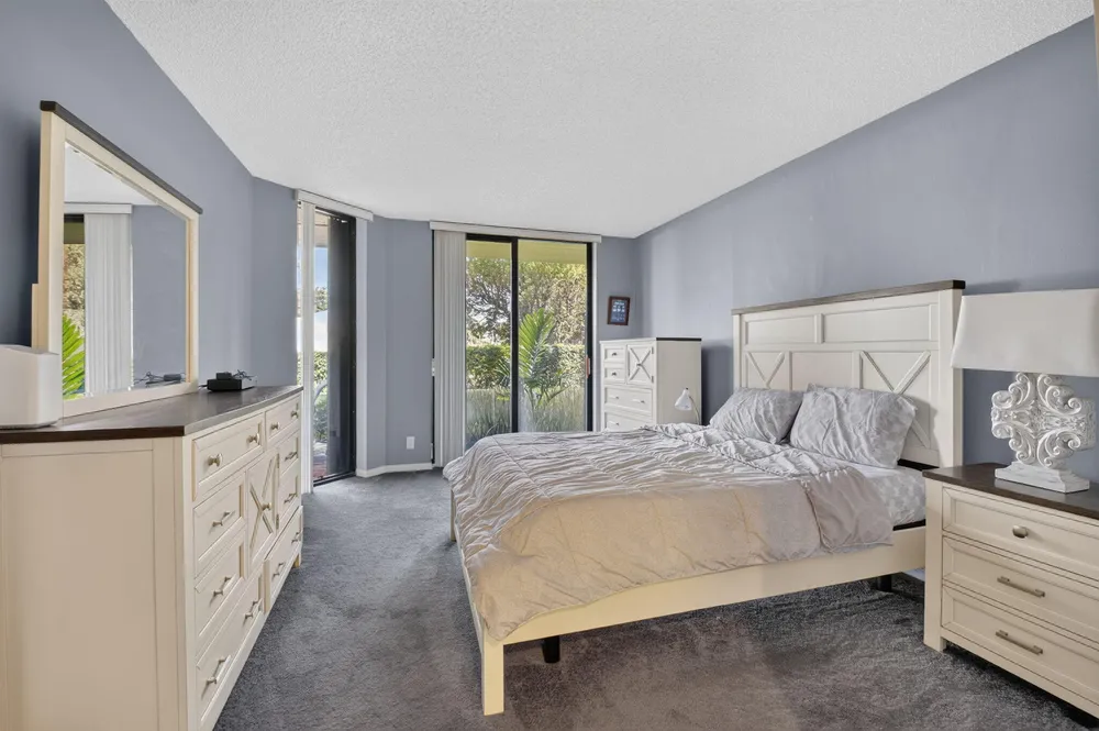 1401 S Ocean Blvd, Boca Raton, FL 33432