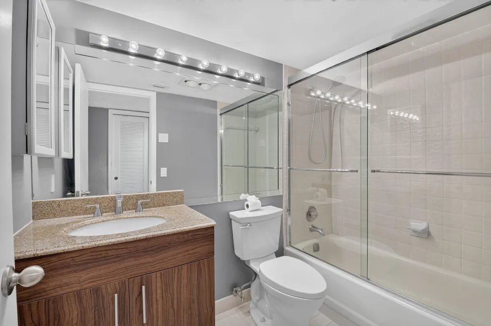 1401 S Ocean Blvd, Boca Raton, FL 33432