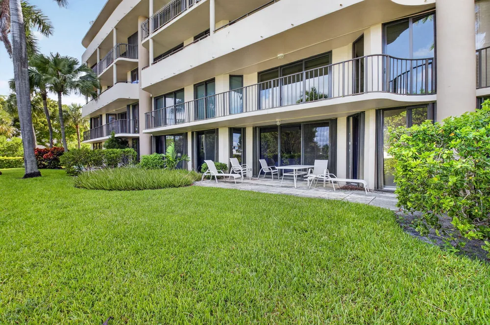 1401 S Ocean Blvd, Boca Raton, FL 33432