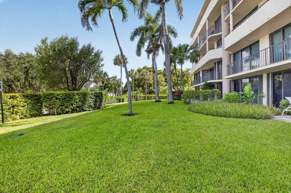 1401 S Ocean Blvd, Boca Raton, FL 33432