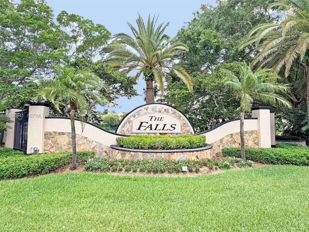 1212 Falls Blvd, Weston, FL 33327