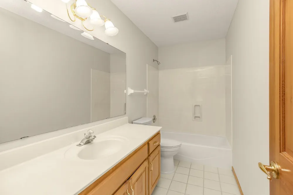 3440 Zircon Ln N, Plymouth, MN 55447