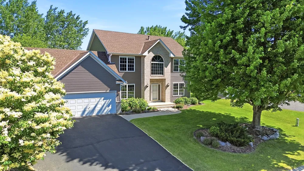 6123 169th St W, Lakeville, MN 55024