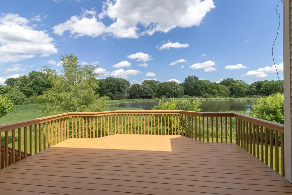 3440 Zircon Ln N, Plymouth, MN 55447